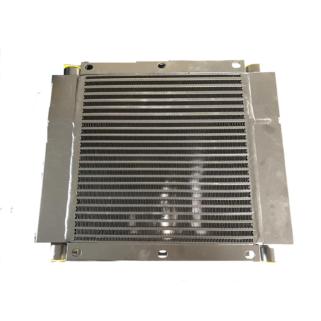 板翅式冷却器由于其结构紧凑热传导效率高以及适应性强等优点在许多工业和商业应用中被广泛使用